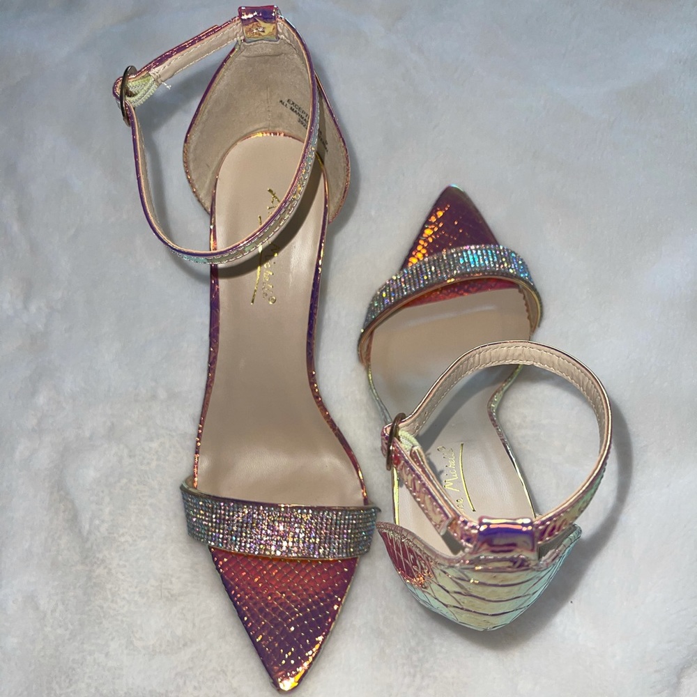 Litmus heels !